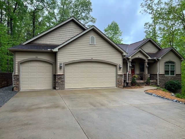 31 Channel Lane Salem, SC 29676 - Photo 2 of 42