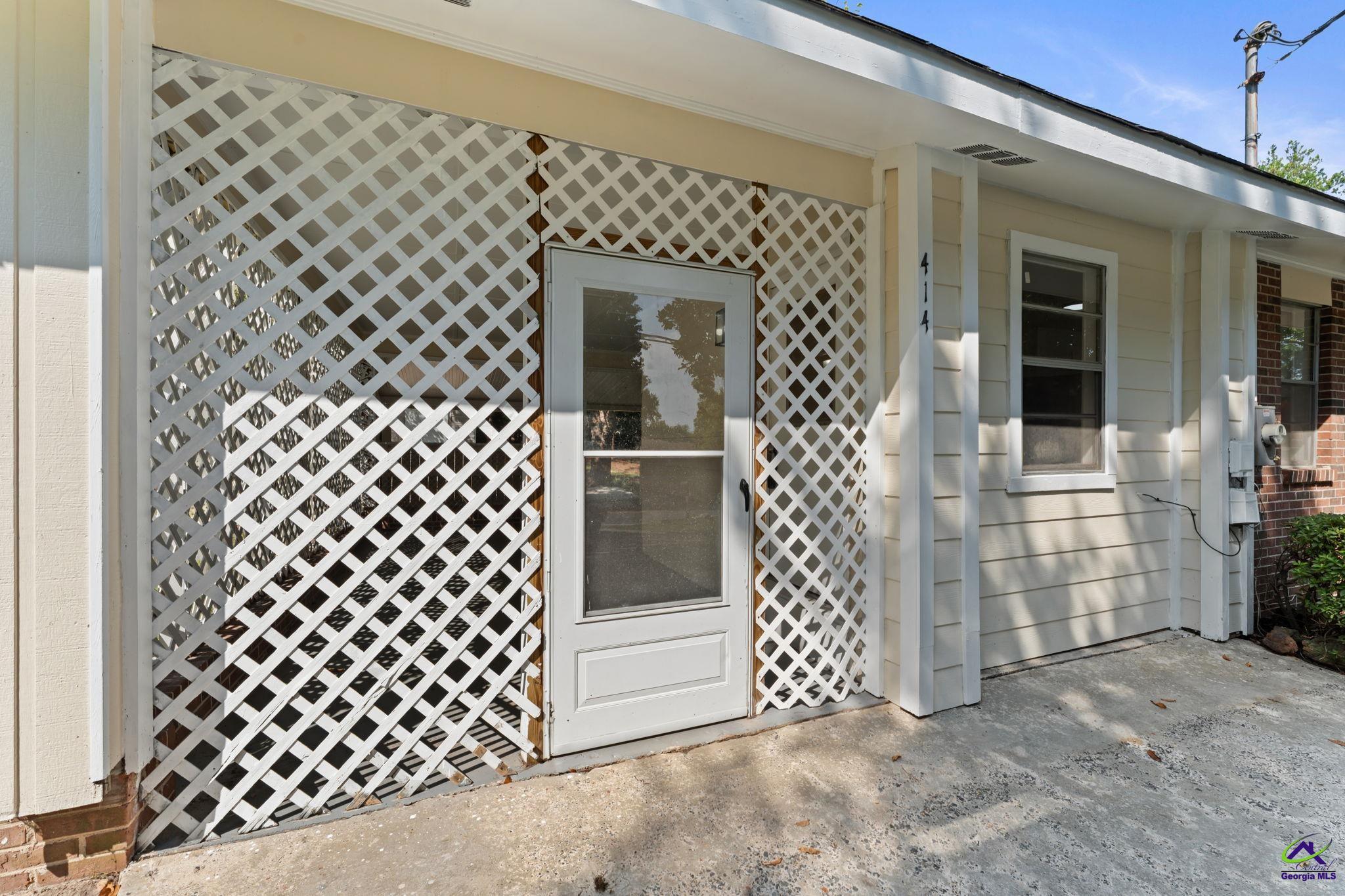 414 Kimberly Road Warner Robins, GA 31088 - Photo 3 of 49 Gallery Image 3
