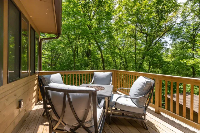 $300,000 | 4 Colony Court, Galena, IL 61036