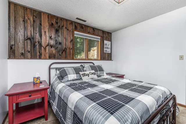 $300,000 | 4 Colony Court, Galena, IL 61036