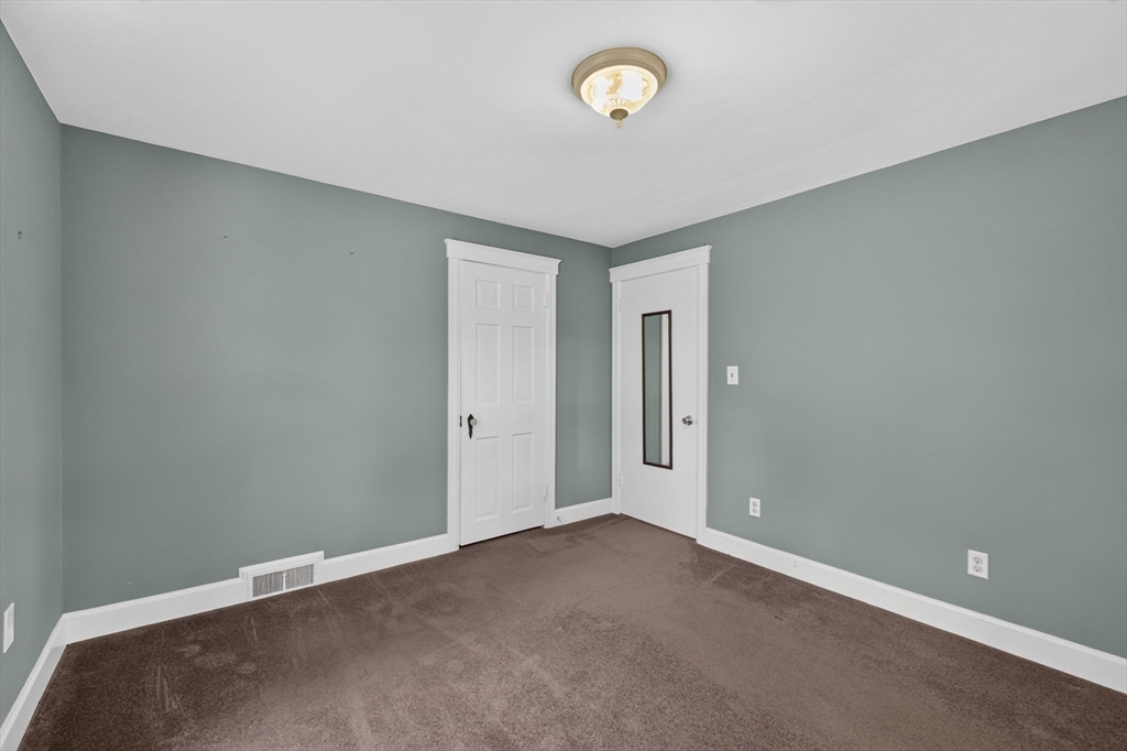 414 Archer Street Fall River, MA 02720 - Photo 22 of 36