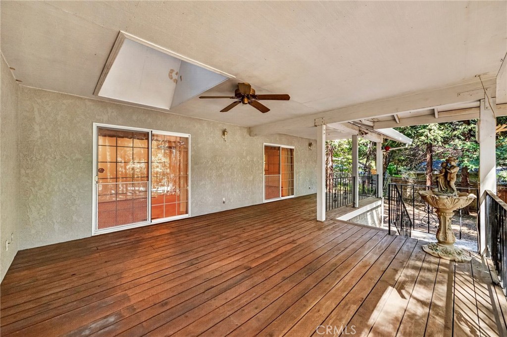 6463 Hollywood Road Magalia, CA 95954 - Photo 4 of 64 Covered Back Porch!