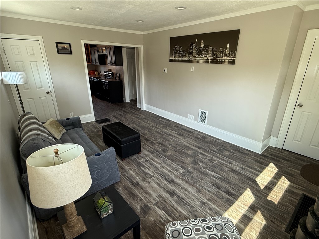 127 Perinton Street Rochester, NY 14615 - Photo 11 of 21