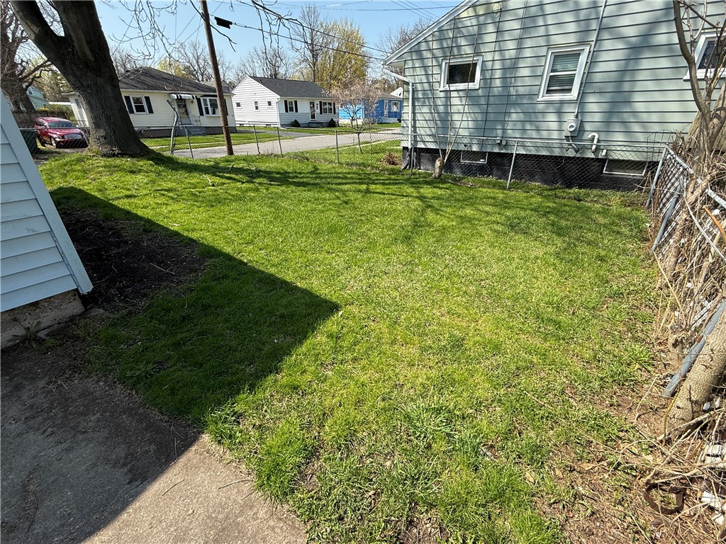 127 Perinton Street Rochester, NY 14615 - Photo 19 of 21