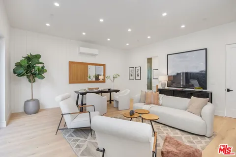 $4,550,000 | 1500 Louella Avenue, Venice, CA 90291
