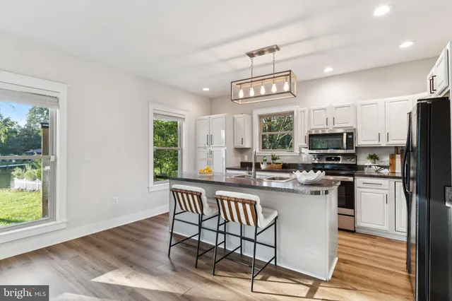 $3,800 | 4922 Lerch Drive, Shady Side, MD 20764