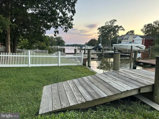 $3,800 | 4922 Lerch Drive, Shady Side, MD 20764