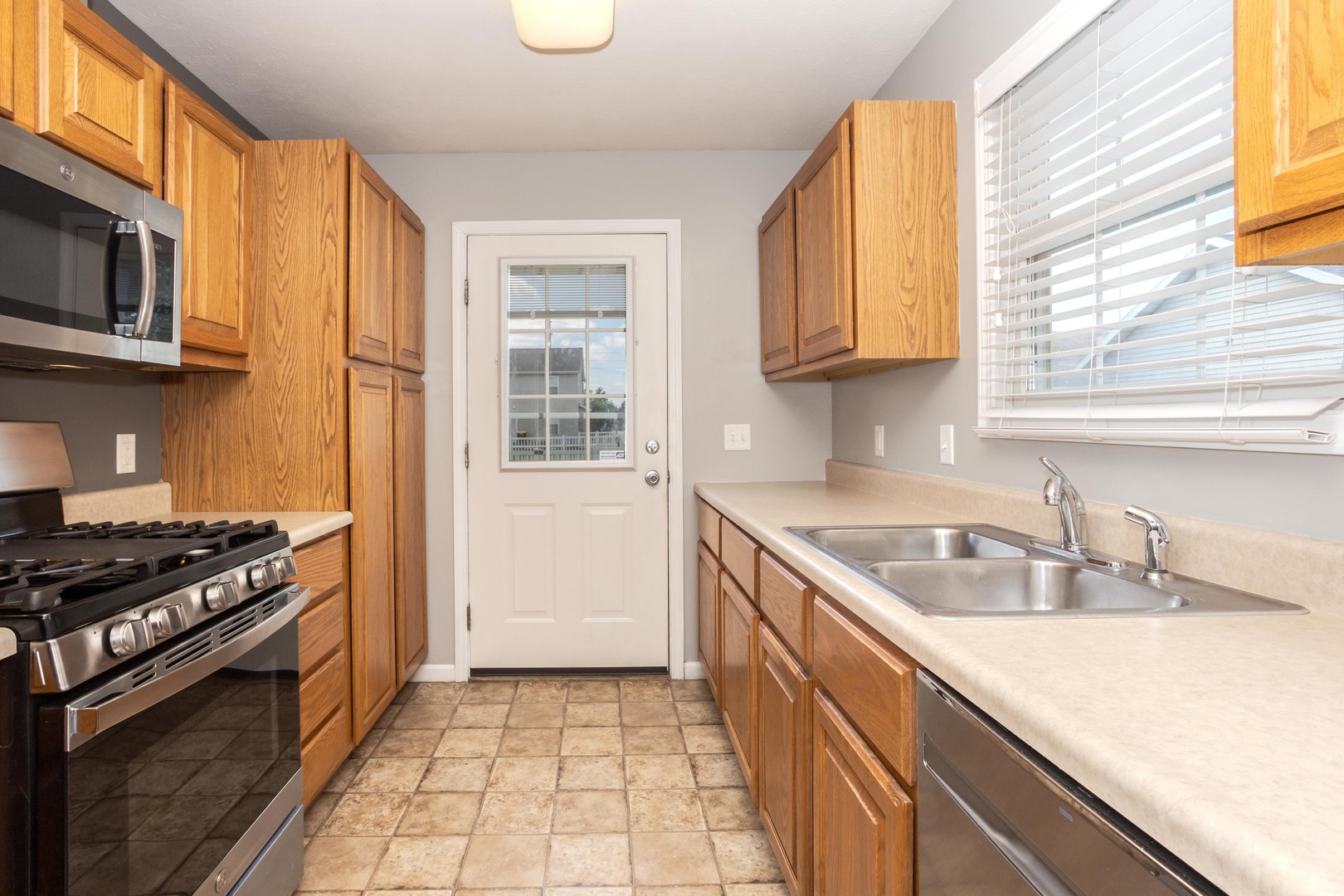 1109 Chippewa Street Normal, IL 61761 - Photo 18 of 39