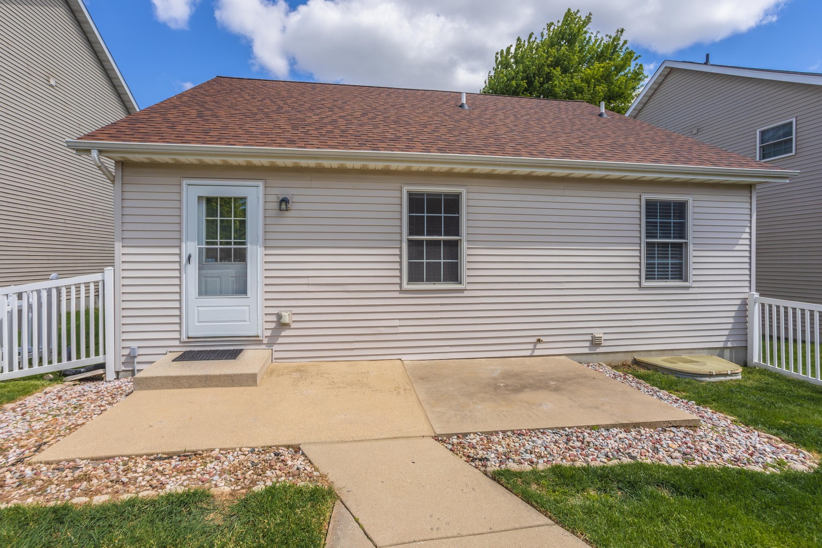 1109 Chippewa Street Normal, IL 61761 - Photo 7 of 39