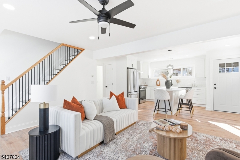 2 Gold Street Green Brook, NJ 08812 - Photo 4 of 35