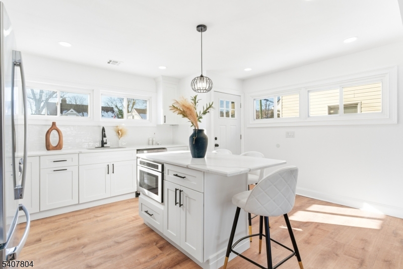 2 Gold Street Green Brook, NJ 08812 - Photo 8 of 35