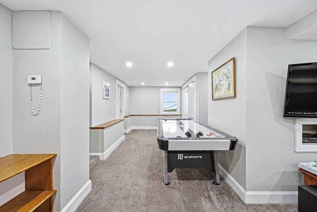 17 Garden Road Stoneham, MA 02180 - Photo 31 of 42 Gallery Image 31