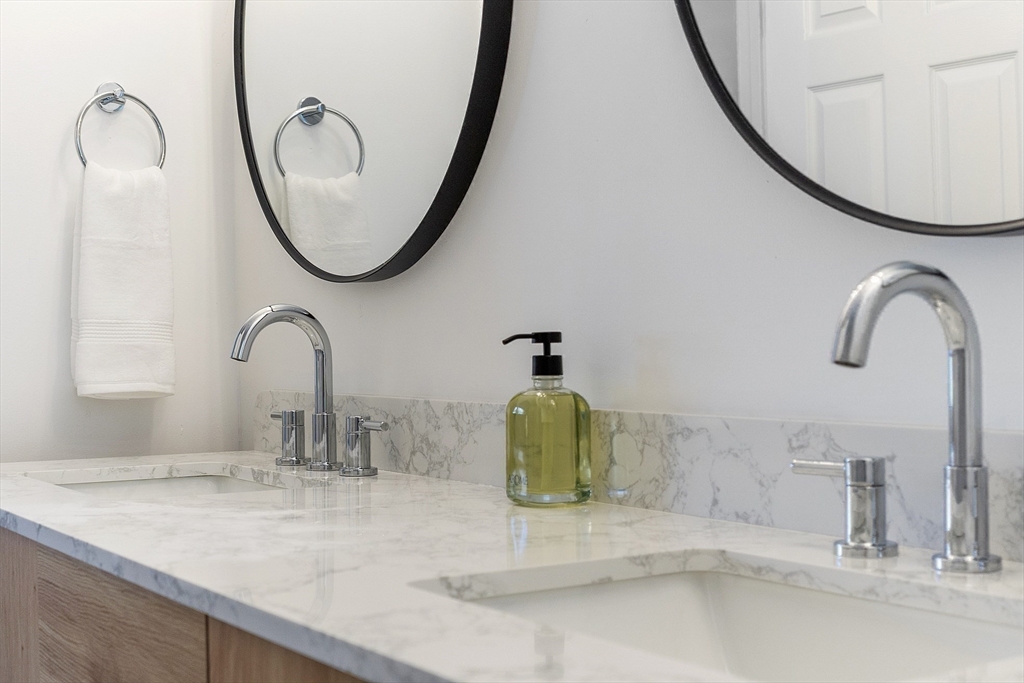 61 Patrick Road, Unit 61 Tewksbury, MA 01876 - Photo 26 of 39