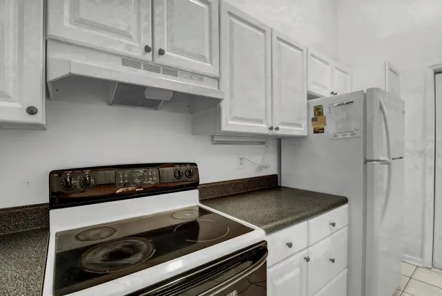 $2,150 | 108 Kirksey Drive, Summerville, SC 29485