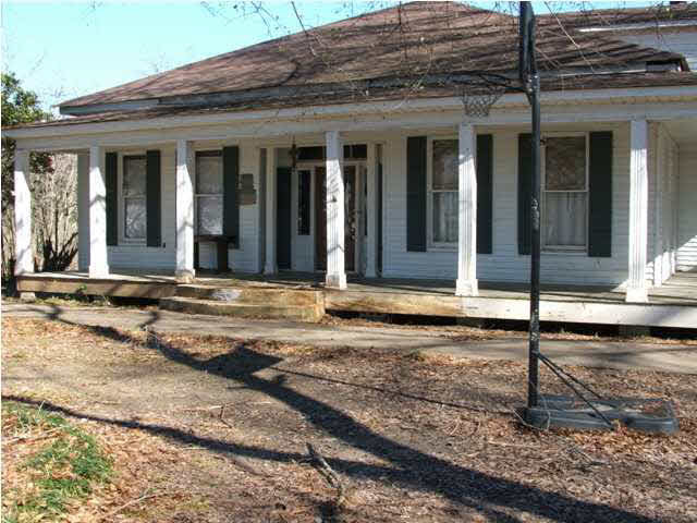 740 Harris Road Flora, MS 39071 - Photo 1 of 4 Historic parsonage for sale