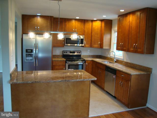 12100 North Keys Road Brandywine, MD 20613 - Photo 5 of 11 Kitchen