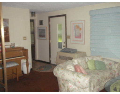 42 Barefoot Hill Road Sharon, MA 02067 - Photo 6 of 12 Gallery Image 6