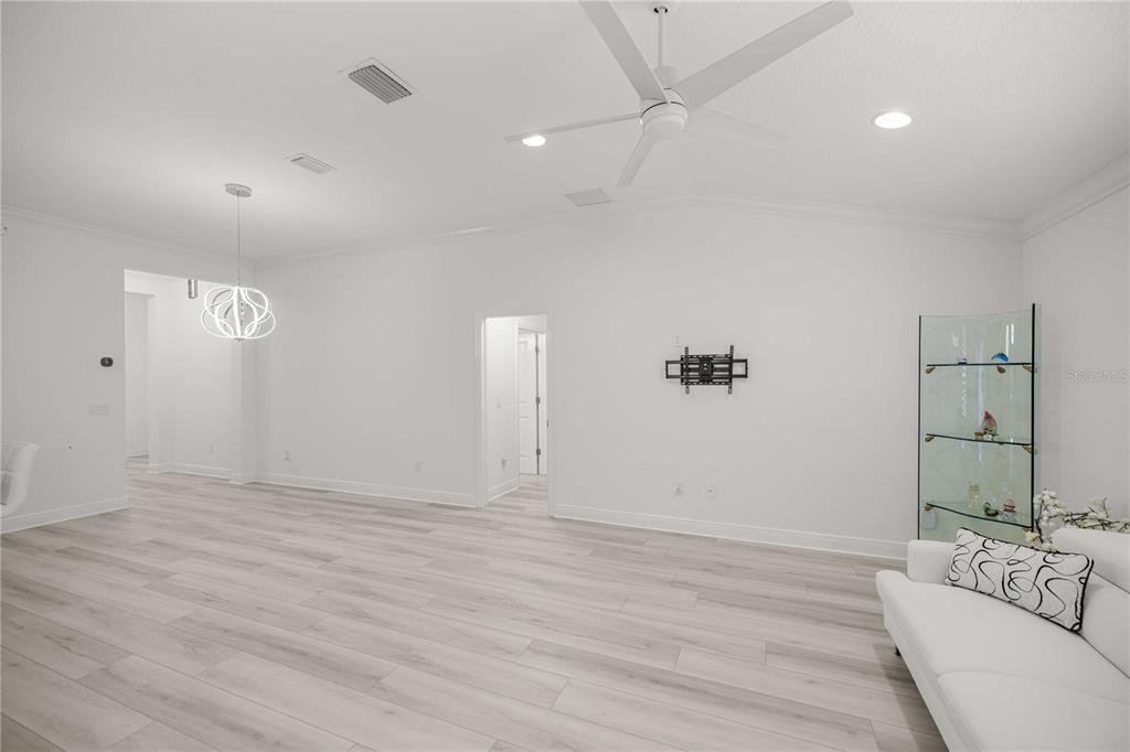 10367 Addison Shore Way Oxford, FL 34484 - Photo 13 of 52