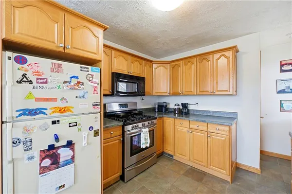 $239,900 | 11 Madison Drive, Zelienople, PA 16063