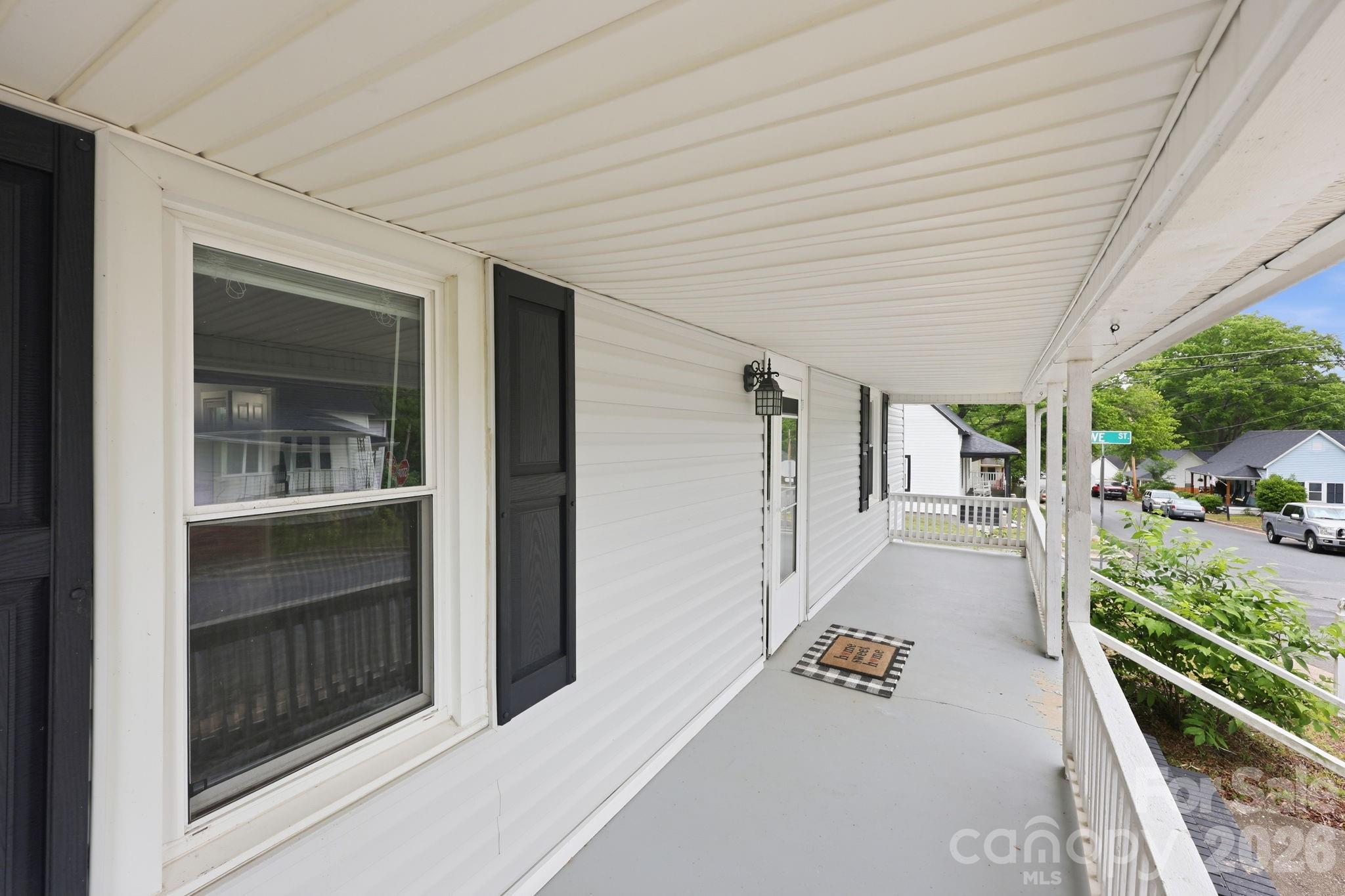 904 Mill Street Albemarle, NC 28001 - Photo 4 of 33
