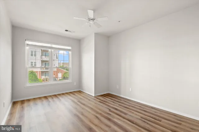 $509,995 | 1571 Spring Gate Dr., Unit 6213, McLean, VA 22102