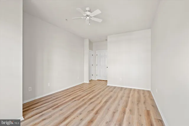 $509,995 | 1571 Spring Gate Dr., Unit 6213, McLean, VA 22102