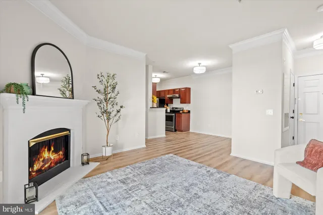 $509,995 | 1571 Spring Gate Dr., Unit 6213, McLean, VA 22102