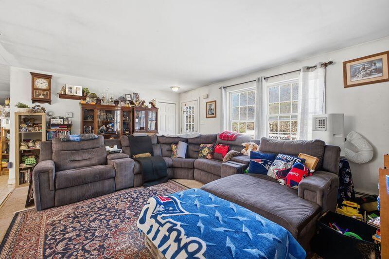 75 Tedford Road Topsham, ME 04086 - Photo 8 of 52