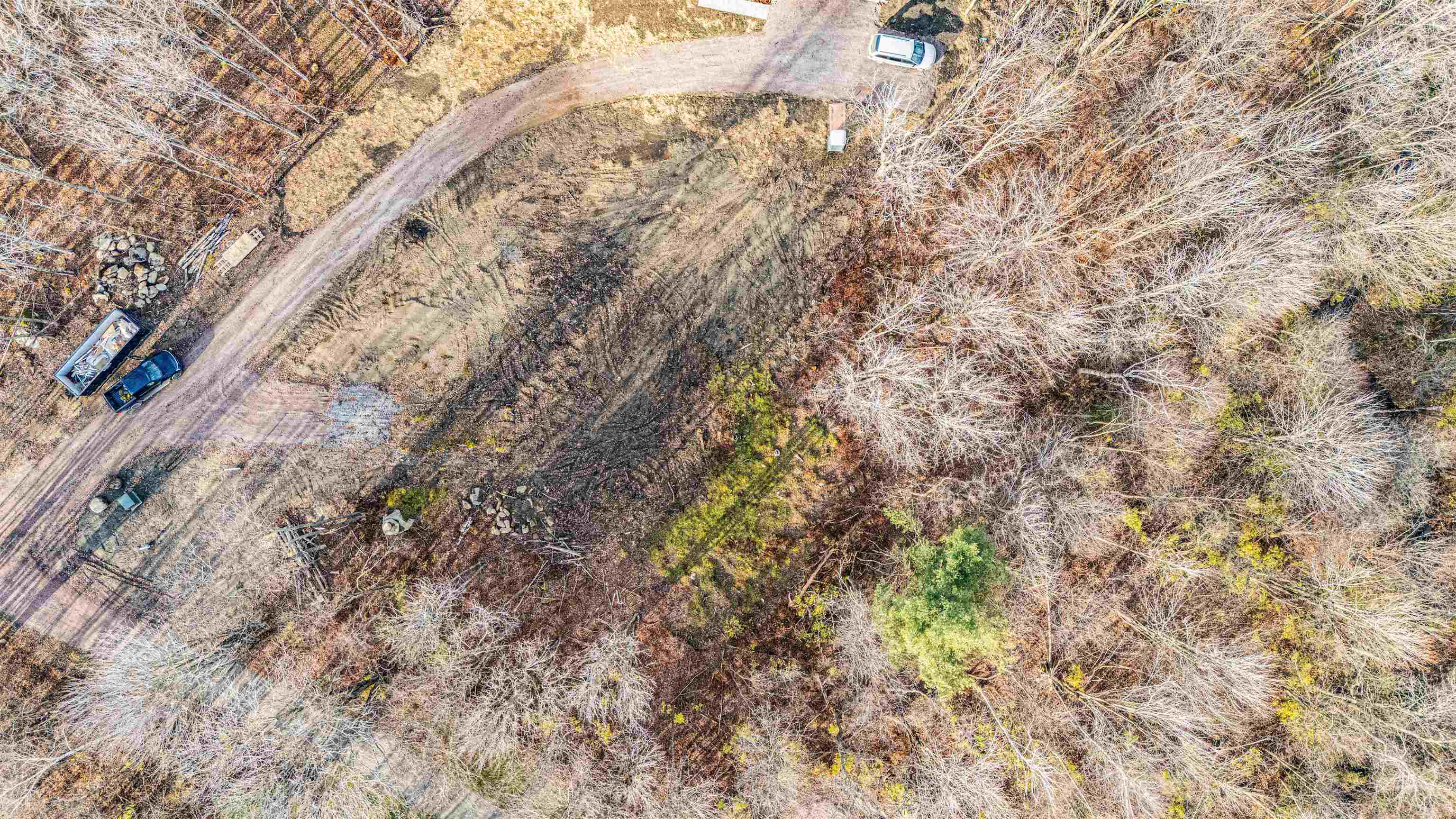 79 Hawthorn Lane Jericho, VT 05465 - Photo 2 of 46