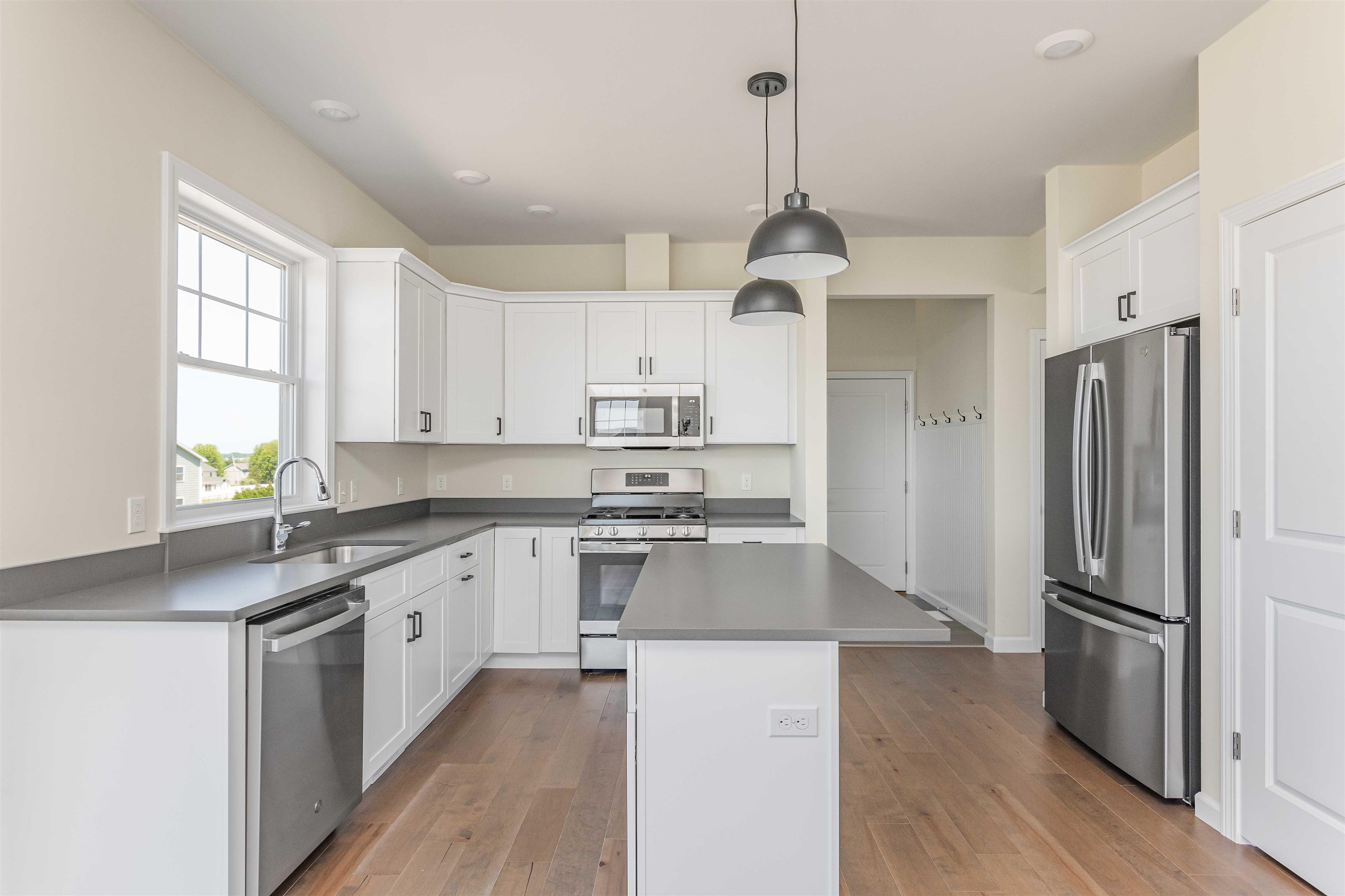 79 Hawthorn Lane Jericho, VT 05465 - Photo 39 of 46