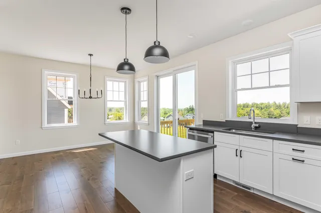 $779,750 | 79 Hawthorn Lane, Jericho, VT 05465