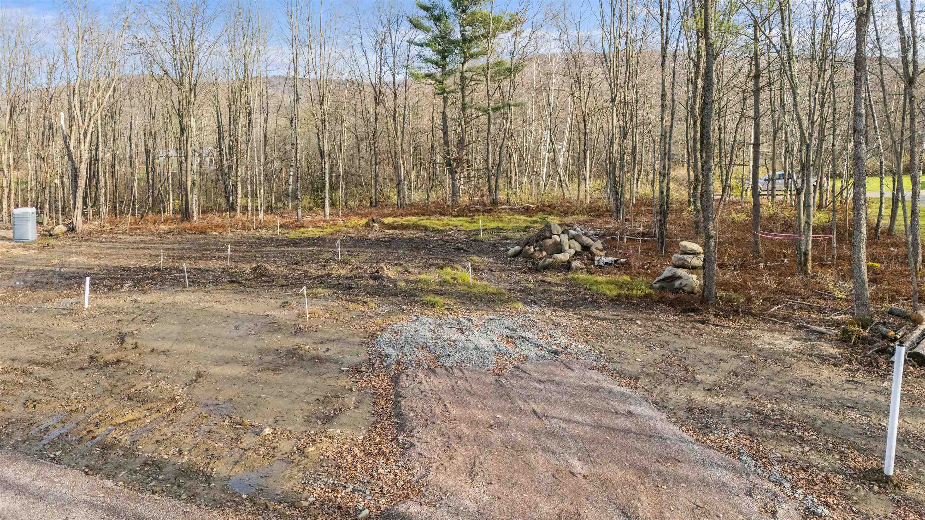 79 Hawthorn Lane Jericho, VT 05465 - Photo 6 of 46