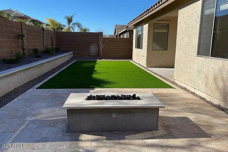 6857 South Birdie Way Gilbert, AZ 85298 - Photo 11 of 12 Gas Firepit!!