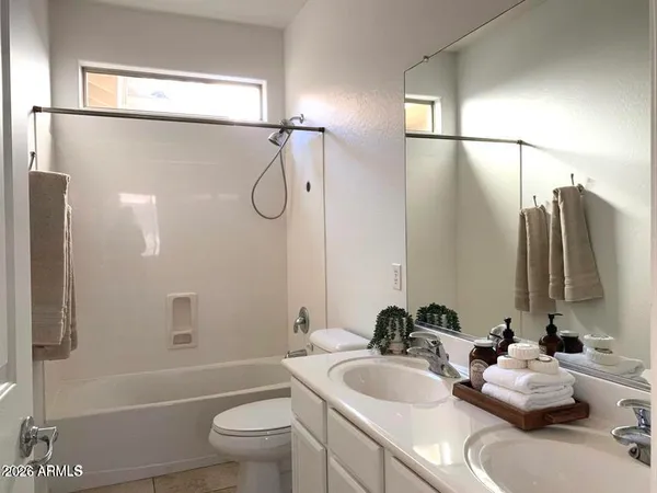 $2,950 | 6857 South Birdie Way, Gilbert, AZ 85298