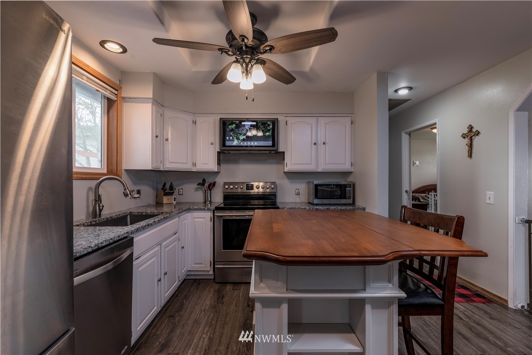 10770 Peter Anderson Road Burlington, WA 98233 - Photo 8 of 25 Gallery Image 8
