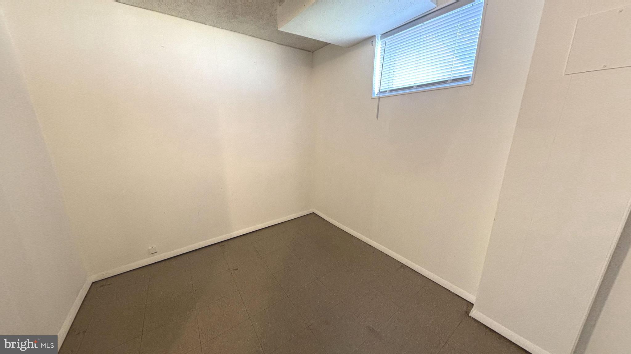 9906 Lanham Severn Road Lanham, MD 20706 - Photo 22 of 37