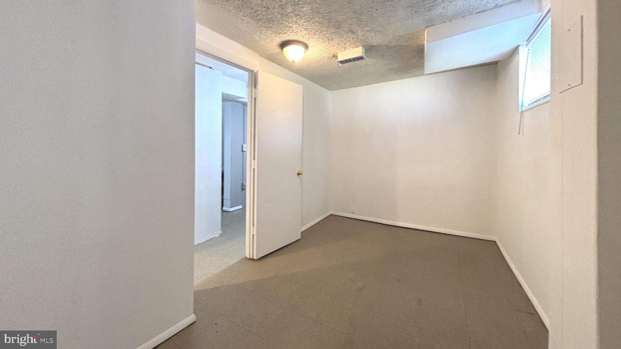 9906 Lanham Severn Road Lanham, MD 20706 - Photo 23 of 37