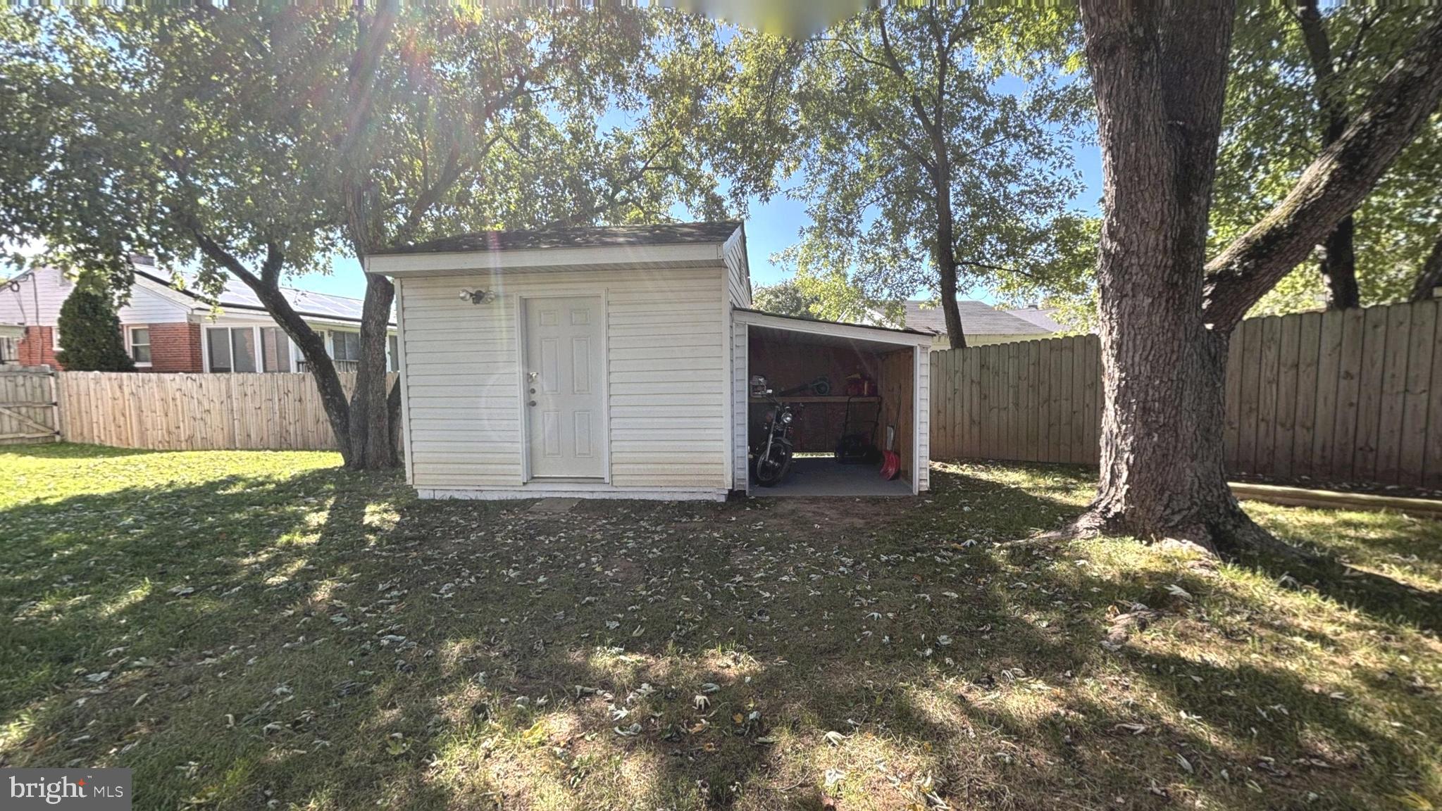 9906 Lanham Severn Road Lanham, MD 20706 - Photo 36 of 37