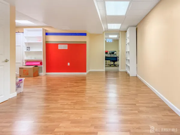 $870,000 | 22 Ginger Drive, Edison, NJ 08837