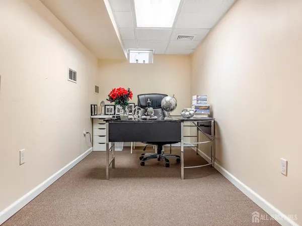 $870,000 | 22 Ginger Drive, Edison, NJ 08837