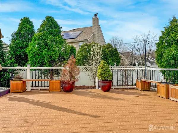 $870,000 | 22 Ginger Drive, Edison, NJ 08837