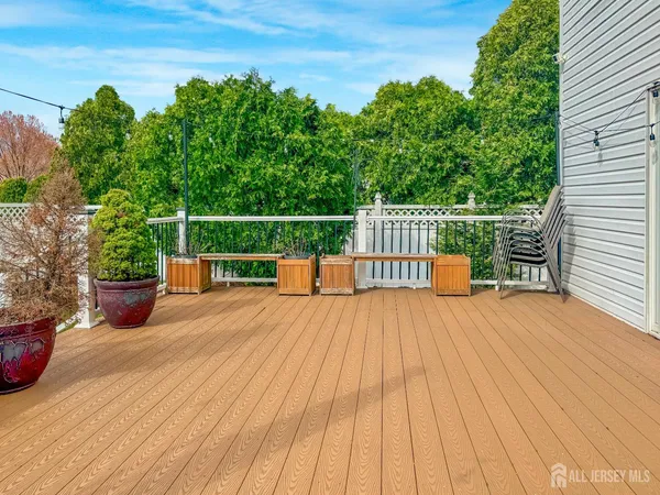 $870,000 | 22 Ginger Drive, Edison, NJ 08837