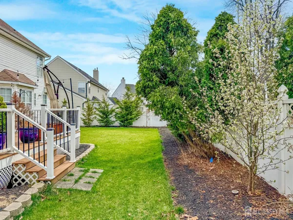 $870,000 | 22 Ginger Drive, Edison, NJ 08837