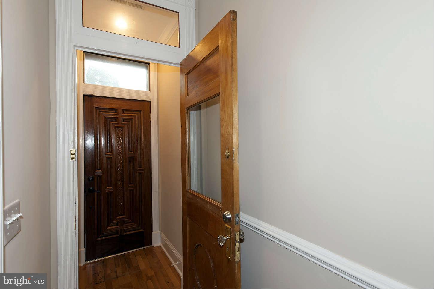 443 12th Street Northeast Washington, DC 20002 - Photo 2 of 24 Interior General