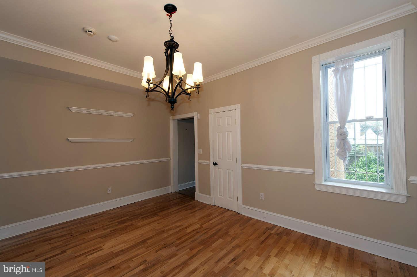 443 12th Street Northeast Washington, DC 20002 - Photo 10 of 24 Dining Room