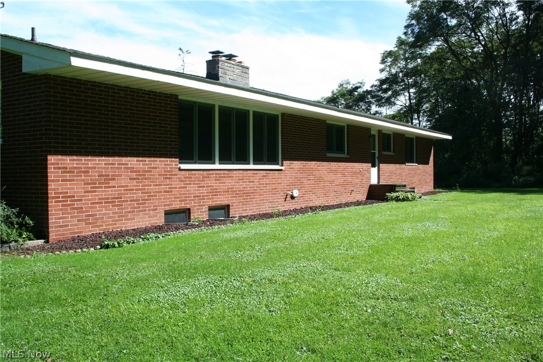 12380 Old State Road Chardon, OH 44024 - Photo 6 of 21