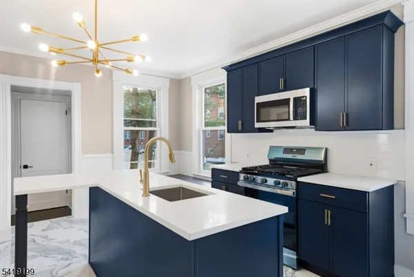 $599,000 | 11 Eastern Avenue, Somerville, NJ 08876