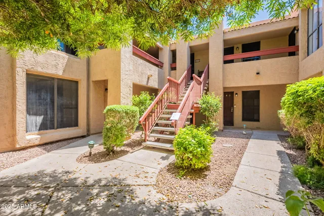 $138,999 | 3131 West Cochise Drive, Unit 144, Phoenix, AZ 85051