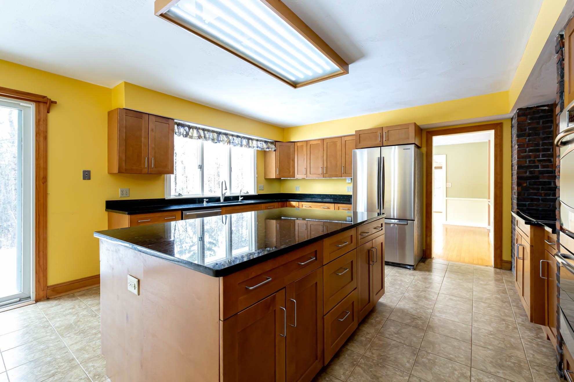 34 Chestnut Hill Road Amherst, NH 03031 - Photo 11 of 40