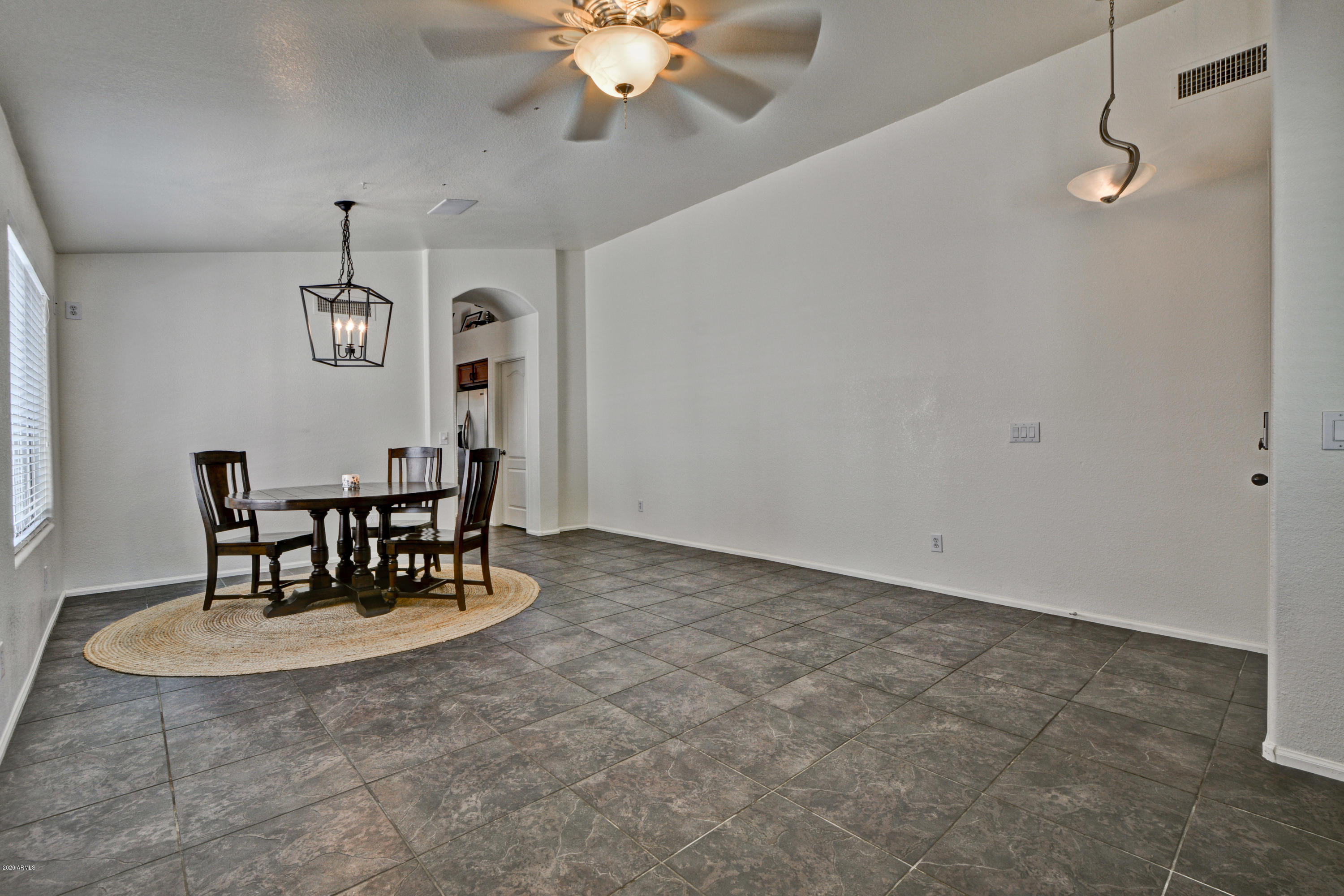 28619 North Nobel Road Phoenix, AZ 85085 - Photo 6 of 38 Nobel (6)